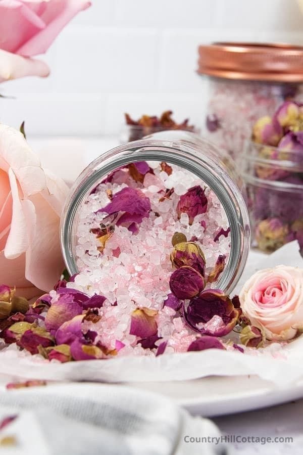 22a3dcc9c3d1d54dec96dc28867692dc